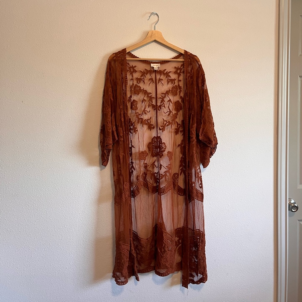 Dizzy Rust Floral Embroidered Kimono